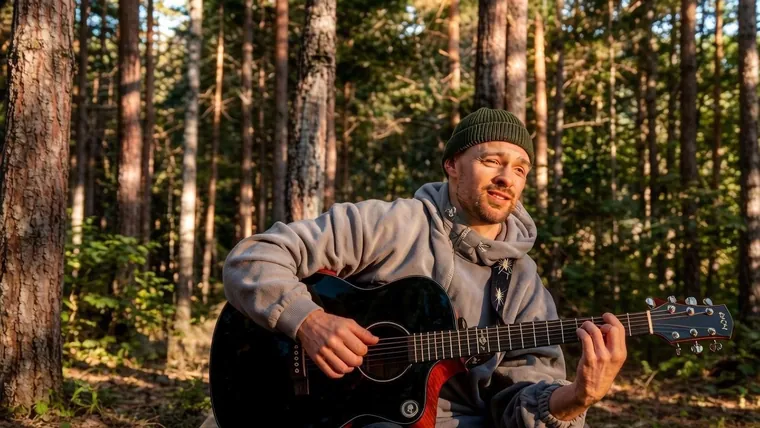 Guitar Camping